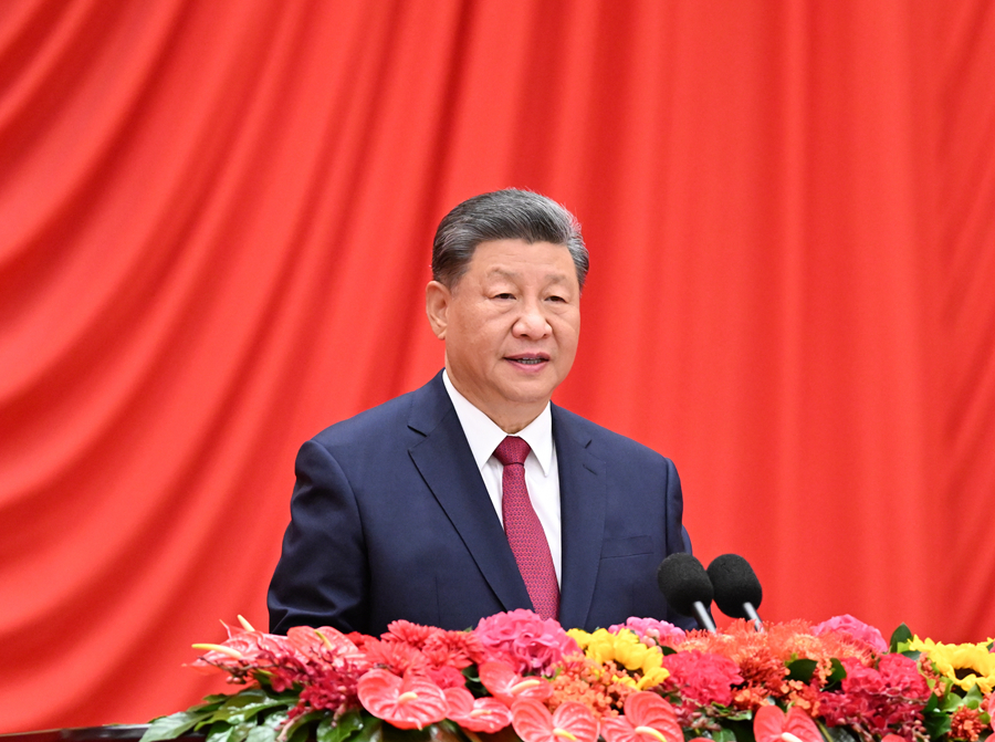 9月30日晚,庆祝中华人民共和国成立75周年招待会在北京人民大会堂隆重举行。中共中央总书记、国家主席、中央军委主席习近平出席招待会并发表重要讲话。